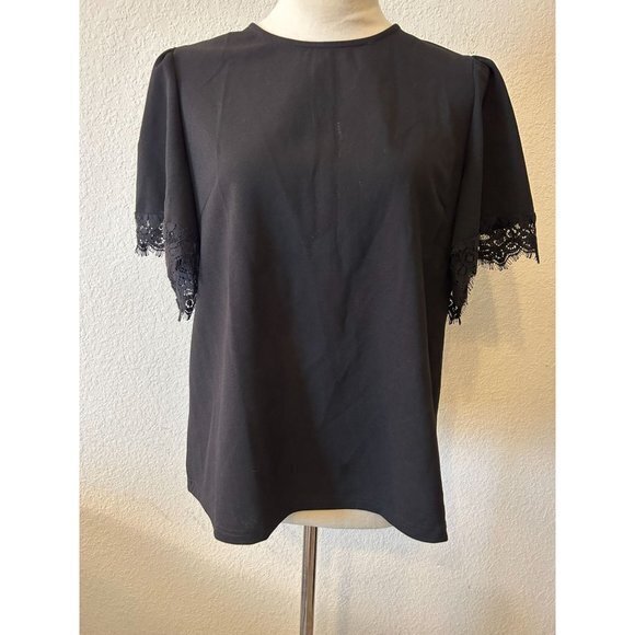 SHEIN Tops - Women's Shein Black Pullover Top with Lace Short Sleeves Size Large
